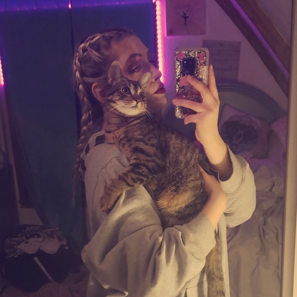 Meet your Posher, Jessi - Picture 1 of 1